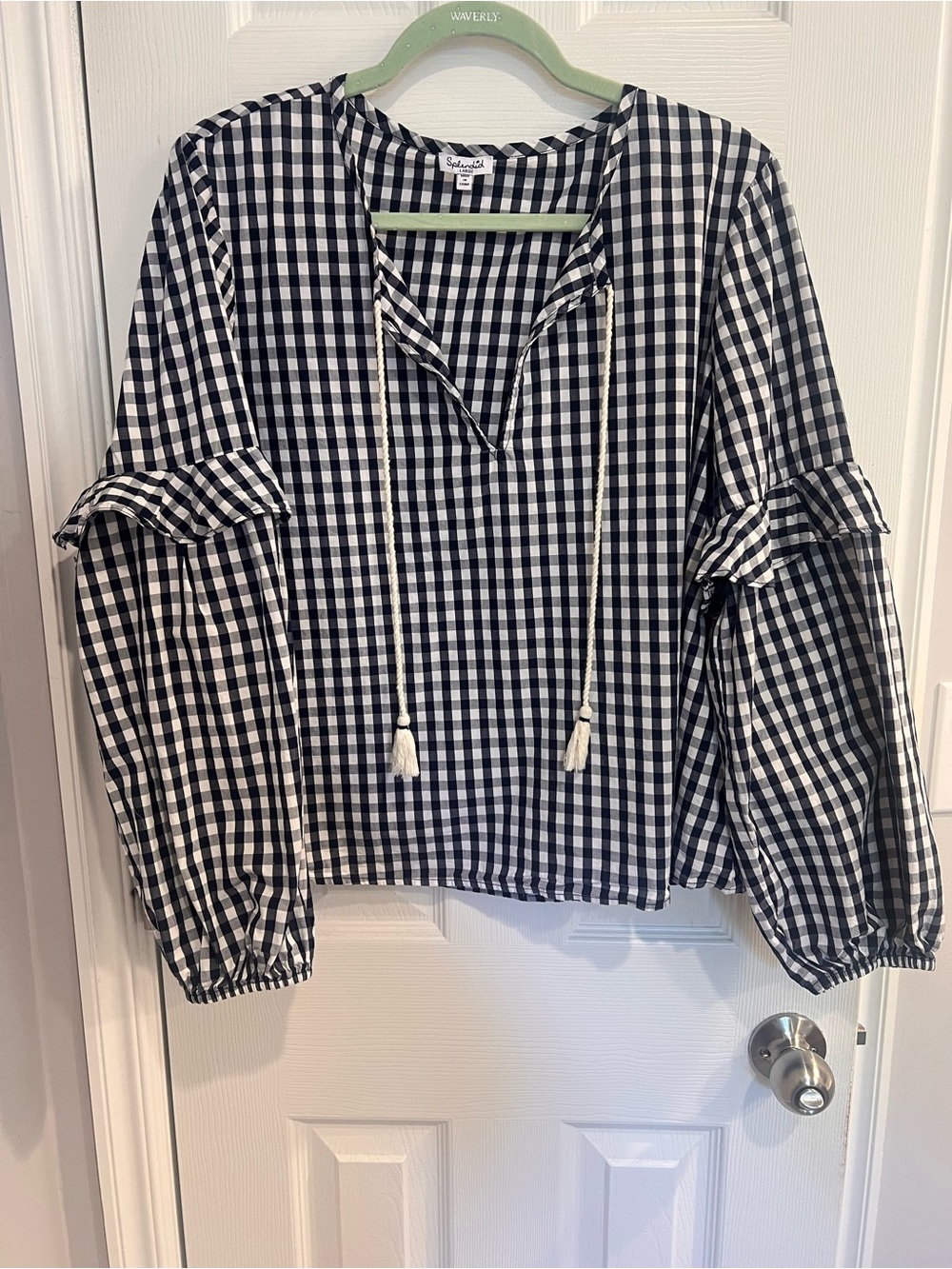 Gingham Balloon-Sleeve Blouse with Tassel Tie - Black/White